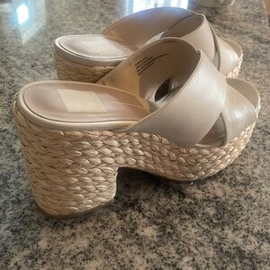 Dolce Vita Platform Slides - Beige Neutral woven sz 8.5